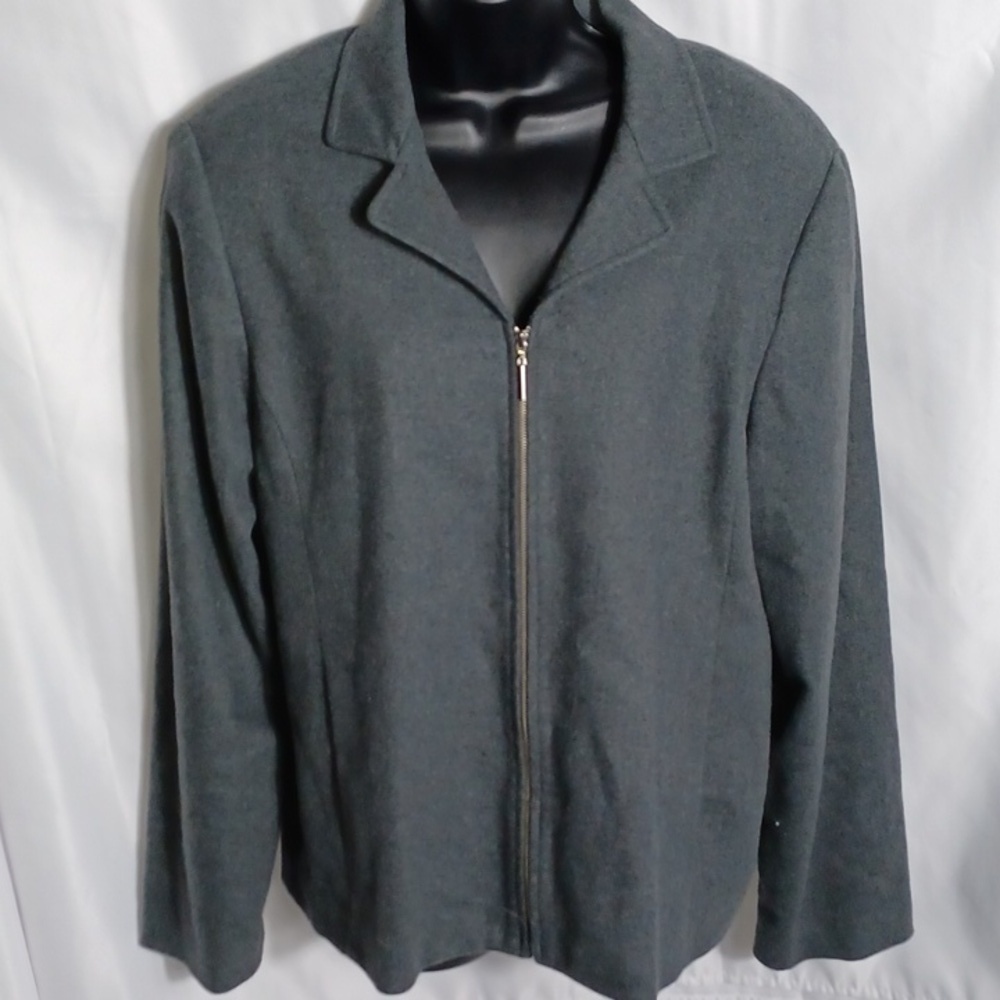 BICE brand black wool zip blazer, size 14. Vintage.